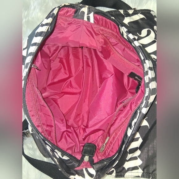 L.A.M.B. x LeSportsac Messenger Bag • Gothic Text Print • Multi‑Pocket Crossbody - Picture 13 of 16